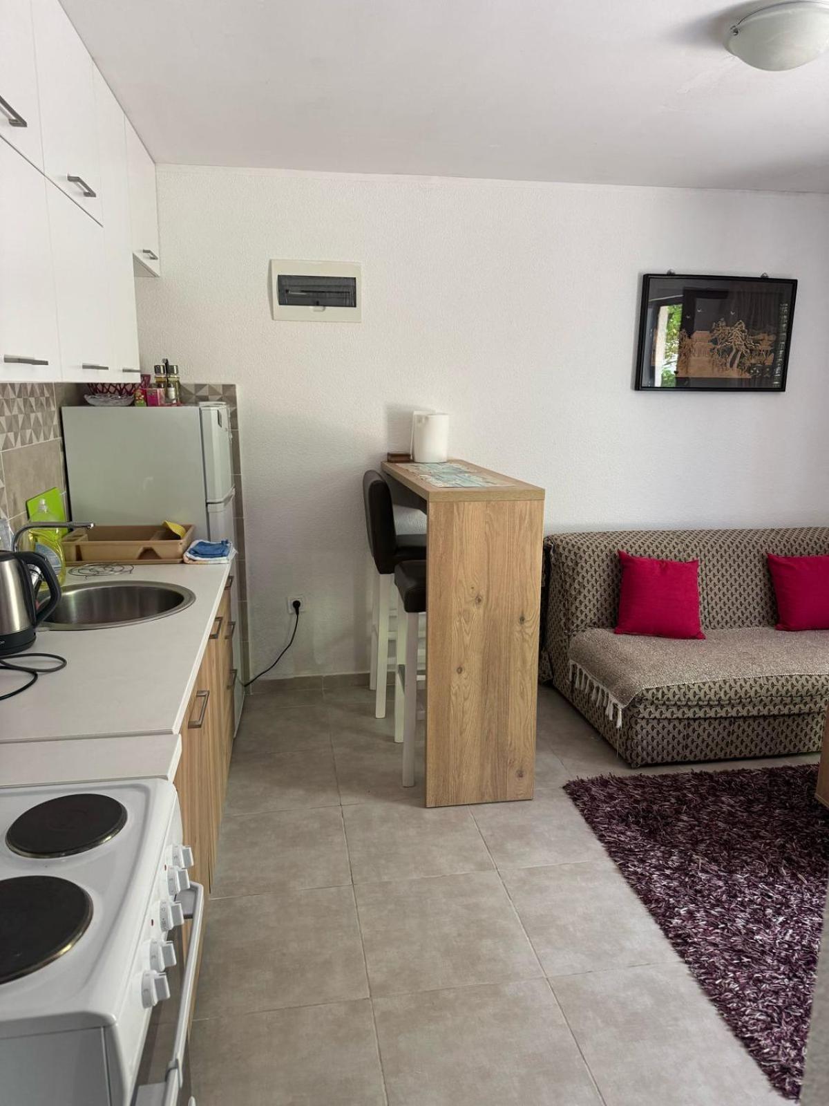 Ferienwohnung Midpoint Kotor Exterior foto