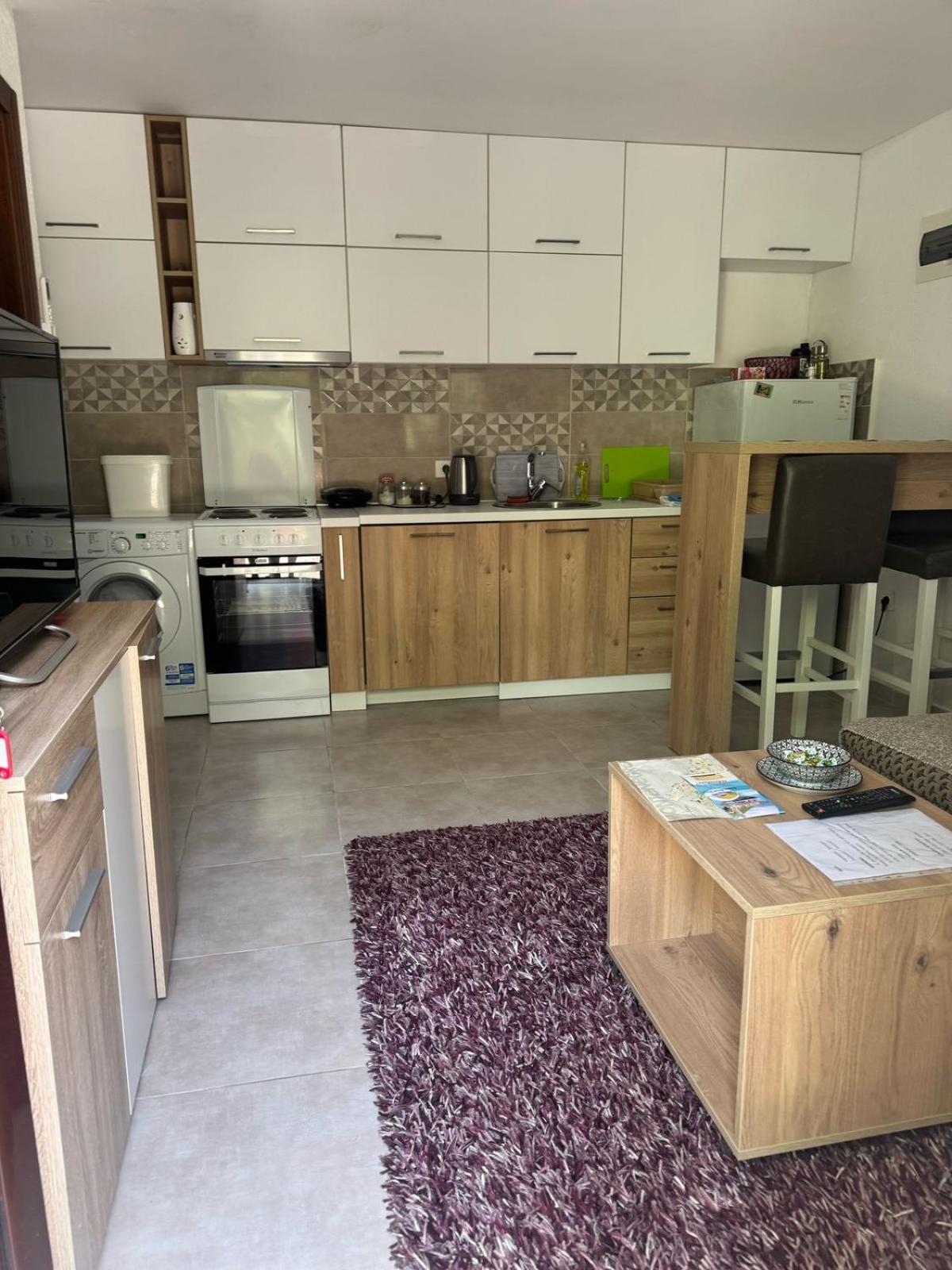 Ferienwohnung Midpoint Kotor Exterior foto